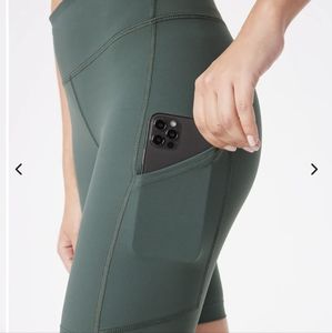 Zoom 8" short from Outdoor Voices